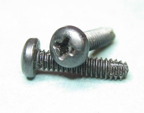 250 - Pieces Black Oxide Steel 4-40 x 7/16&#034; Phillips Pan Head Machine Screws