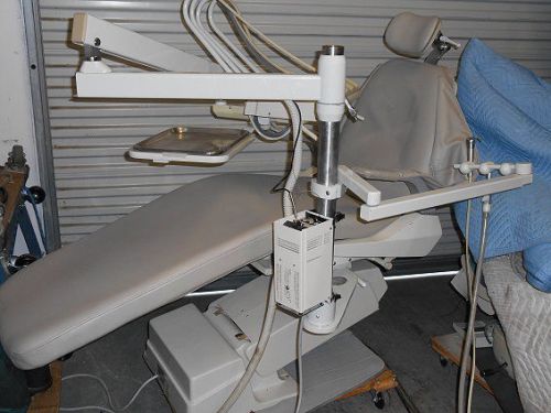 Dental Belmont Excalibur Chair, Forest Euro Style Unit, Assistants Arm, Stools