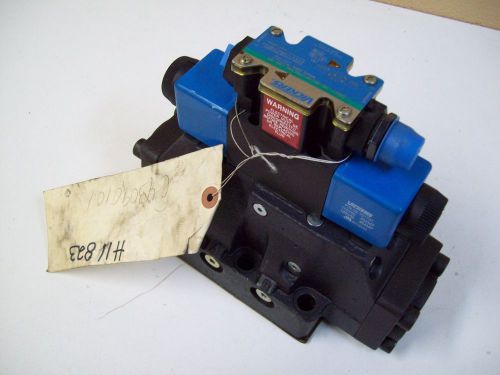 VICKERS DG5S-8-33C-M-FPA5WL-B5-30 DIRECTIONAL CONTROL VALVE W/ PILOT - FREE SHIP