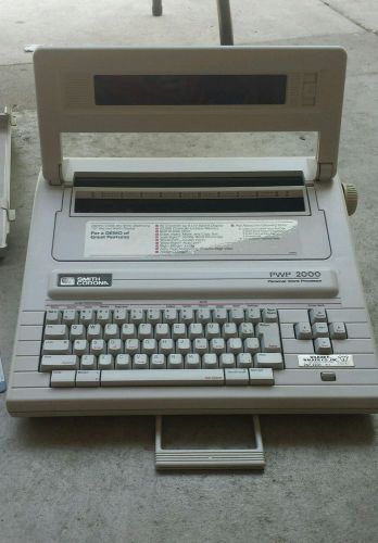 Smith Corona PWP 2000 Personal Word Processor