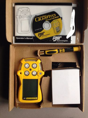 BW Technologies QT-XWHM-R-Y-NA GasAlertQuattro 4-Gas Detector with Rechargeable