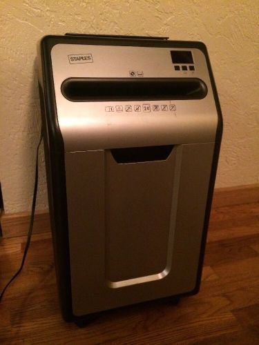 Staples 24-Sheet Professional Series Cross-Cut Shredder SPL-XC240p