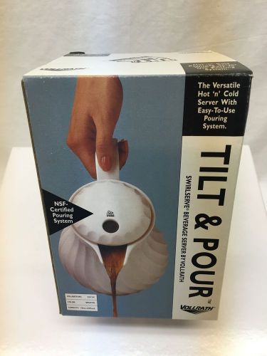 Vollrath 52124 Tilt And Pour White SwirlServe 10 Oz. Beverage Server