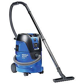 Nilfisk Alto Aero 26 - Contractor-Grade Wet/Dry Vacuum W/Tool Start