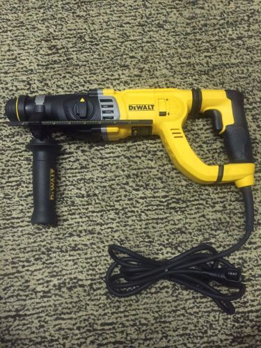 DeWALT D25263 Rotary Hammer Drill