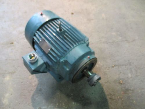 RELIANCE 20HP XEX MOTOR #8211209 FR:256TC 30/460V PH:3 1760:RPM USED