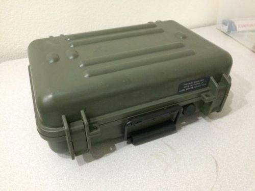 Pelican Case/ Hardigg Case Used (G-99) L 10.5&#034; x 17&#034; x 5&#034; GREEN