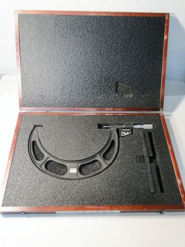 STARRETT NO. 733 DIGITAL 8&#034; - 9&#034; OUTSDIE MICROMETER (NEEDS REPAIR)