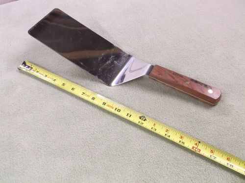 Dexter Russell S8699 Wood Handle 8 x 4 - giant spatula Steak Turner pancake dads