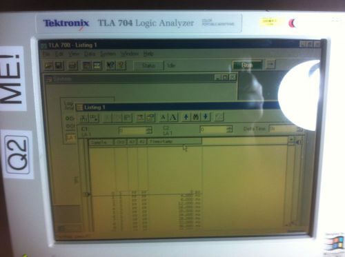 Tektronix TLA704 Logic Analyzer Color Portable Mainframe 200MHz - 2GHz