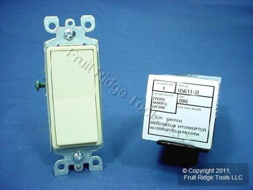 Leviton ivory lighted decora rocker switch single pole illuminated 15a 5611-2i for sale