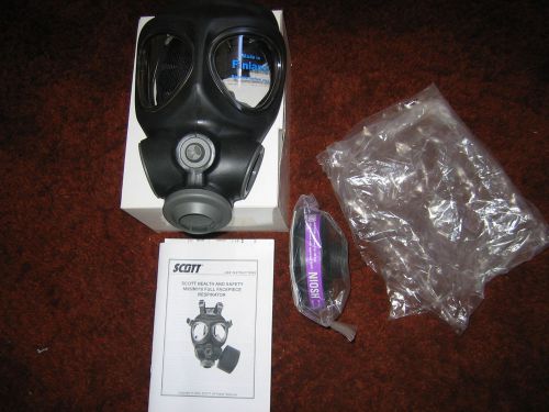 Scott (made in Finland) M110  CBRN M/L tactical gas mask w/filter