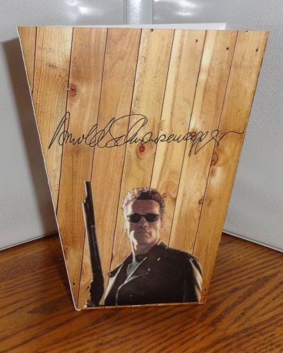 ARNOLD SCHWARZENEGGER POPCORN BOX # 1. SIGNATURE. TERMINATOR.....FREE SHIPPING