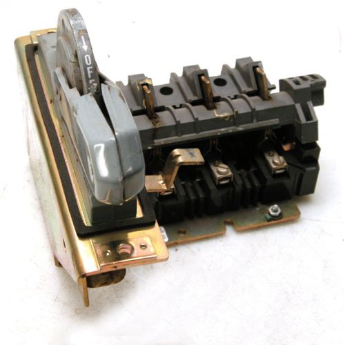 Allen bradley ab 1494f-nl30 fuseable flange mounted disconnect switch 30 amp for sale