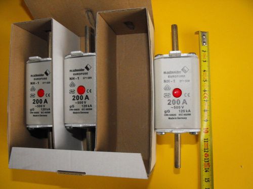 M.SCHNEIDER FUSE 200A.NH-1. 500V.10KA.NEW.