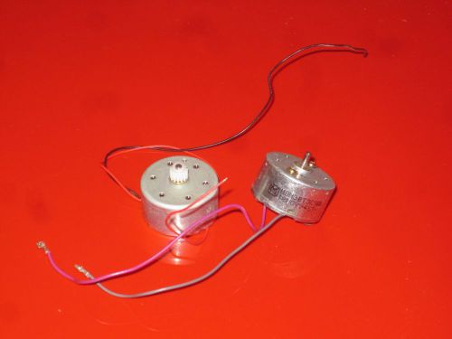 LOT of 2 DC motors