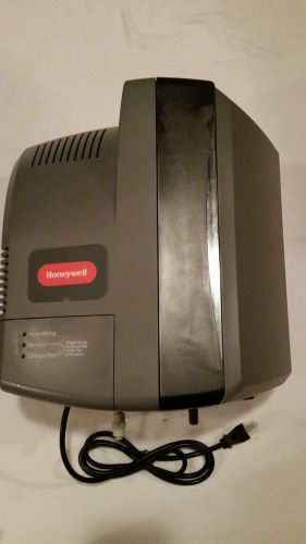 Honeywell HE300 powered Humidifier w/Redlink wireless Adapter.