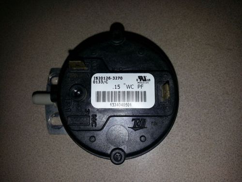 Honeywell IS20126-3270 0133/C Pressure sensing switch - .15 WC PF