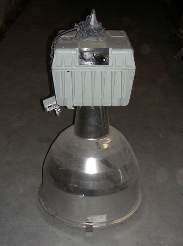 GE GENERAL ELECTRIC LIGHT FIXTURE