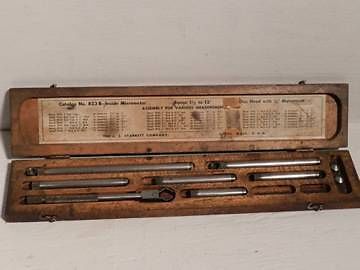 STARRETT  No. 823-B  INSIDE MICROMETER in WOODEN BOX  Vintage