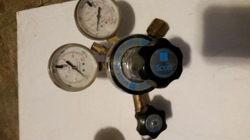 Scott Specialty Gases Regulator