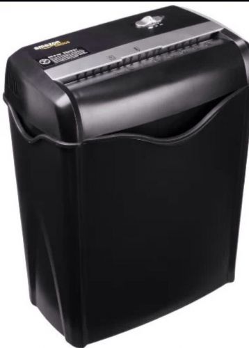 Amazon Basics 6-sheet Cross-Cut Shredder