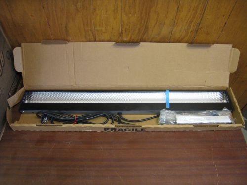 New Herman Miller G6136.42S 42&#034; Fluorescent Utility Task Light Free Shipping