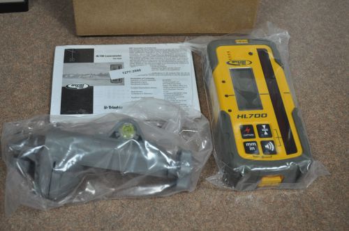 Spectra Precision Trimble HL700 Laser Receiver w/Rod Clamp  - NEW 3 yr warranty