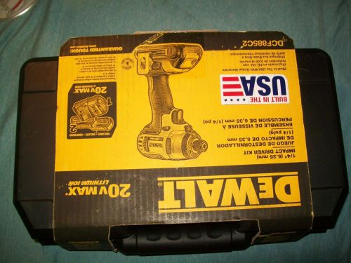 NEW DEWALT DCF885C2 20-Volt 20V MAX Lithium Ion 1/4&#034; 1.5 Ah Impact Driver Kit