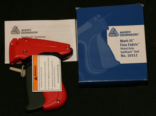 Swiftach Tool Mark III Fine Fabric No. 10312 Avery Dennison NIB + Box of Barbs