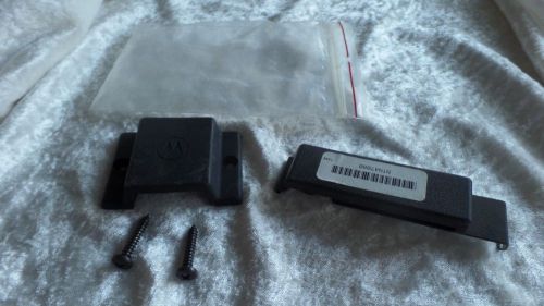 Motorola Securenet Saber NTN4788B Belt Clip - will not fit a standard Saber!!!!