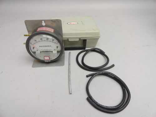 Dwyer 2001C magnehelic 0-1.0&#034; w.c. differential pressure gauge portable kit