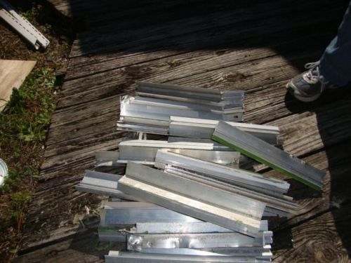 ALUMINIUM extrusions   SCRAP large flat rate box