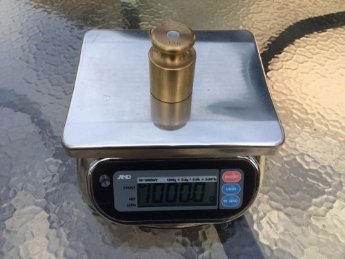 A&amp;D WEIGHING SK-1000WP Scale, 1000g with 1 kg standand. Legal for trade.