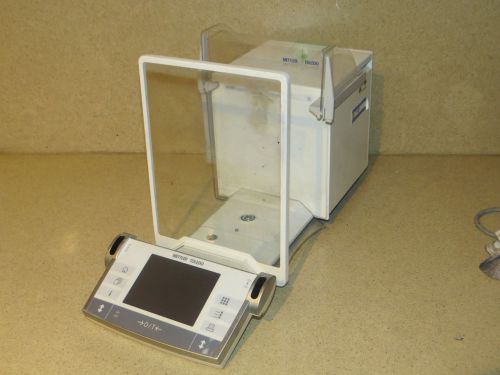 Mettler Toledo AX205 DeltaRange Balance Scale