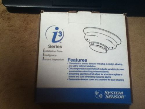 I3 System Sensor 2W-B smoke detector, 2-wire plug-in photoelectric 12/24 V