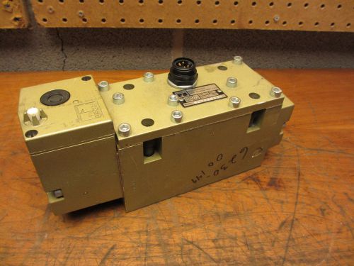 Ross Pneumatic Valve 8076B6331  115V Coil  2-10Bar