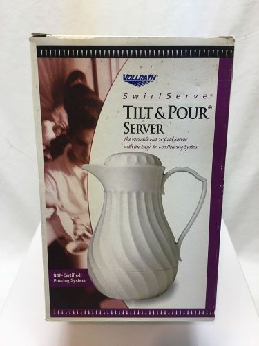 Vollrath 52130 Tilt &amp; Pour SwirlServe White 42 Oz. Beverage Server