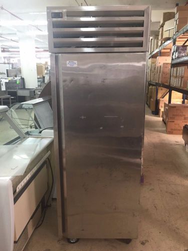 Custom Cool RIF1SC 28&#034; Solid Door Reach In Freezer