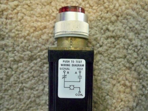 Allen Bradley RED 800MR-QT24S Series D Pilot Light Pust-to-Test used