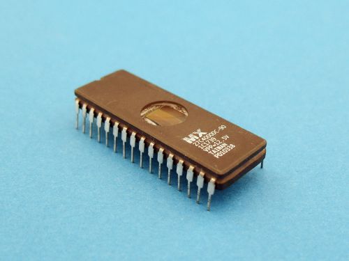 MX27C4000DC-90, 4Mbit (512k x 8) CMOS UV EPROM, 32PIN,CERAMIC -Macronix