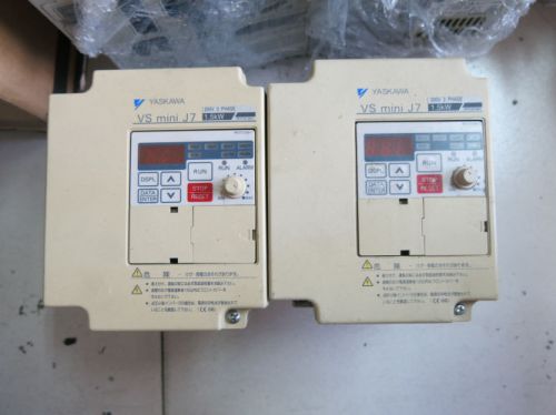 1PC Used Yaskawa VS MINI J7 220V 1.5KW inverter CIMR-J7AA21P5 tested