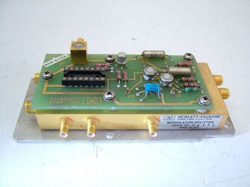 HP  5086 - 7304   MODULATOR SPLITTER    2.3 - 6.7GHz