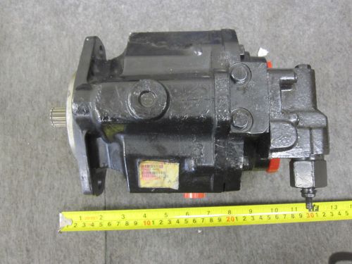 NEW EATON PISTON PUMP # 70422-RFE