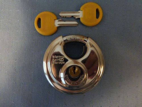 Round disc lock  stainless steel 2 keys vguc for sale