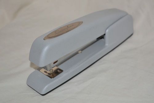 Swingline 747 Stapler, Gray.  Amazing Condition.