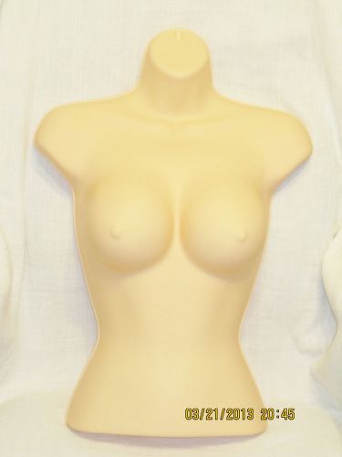 NEW BUSTY FEMALE MANNEQUIN TORSO FORM - FLESHTONE