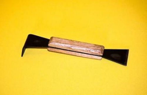 NEW !   Instrument  Scraper - chisel    - Bee - Beekeeping Equipment