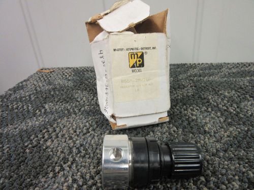 MASTER PNEUMATIC REGULATOR R55M-2MV76P AIR 1/4&#034; NPT 0-100 PSI SINGLE STAGE NEW