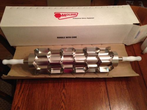 NIB! Moline Hexagon Bismark Biscuit Cutter Model #822925